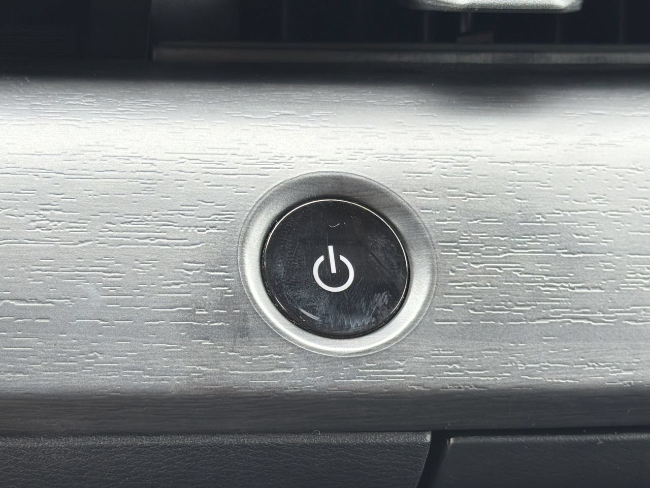 Certified 2023 Nissan Ariya AWD/4WD image 8