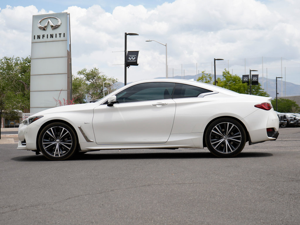 Used 2018 INFINITI Q60 3.0t Luxe w/ Sensory Package 3.0T Luxe AWD/4WD image 5