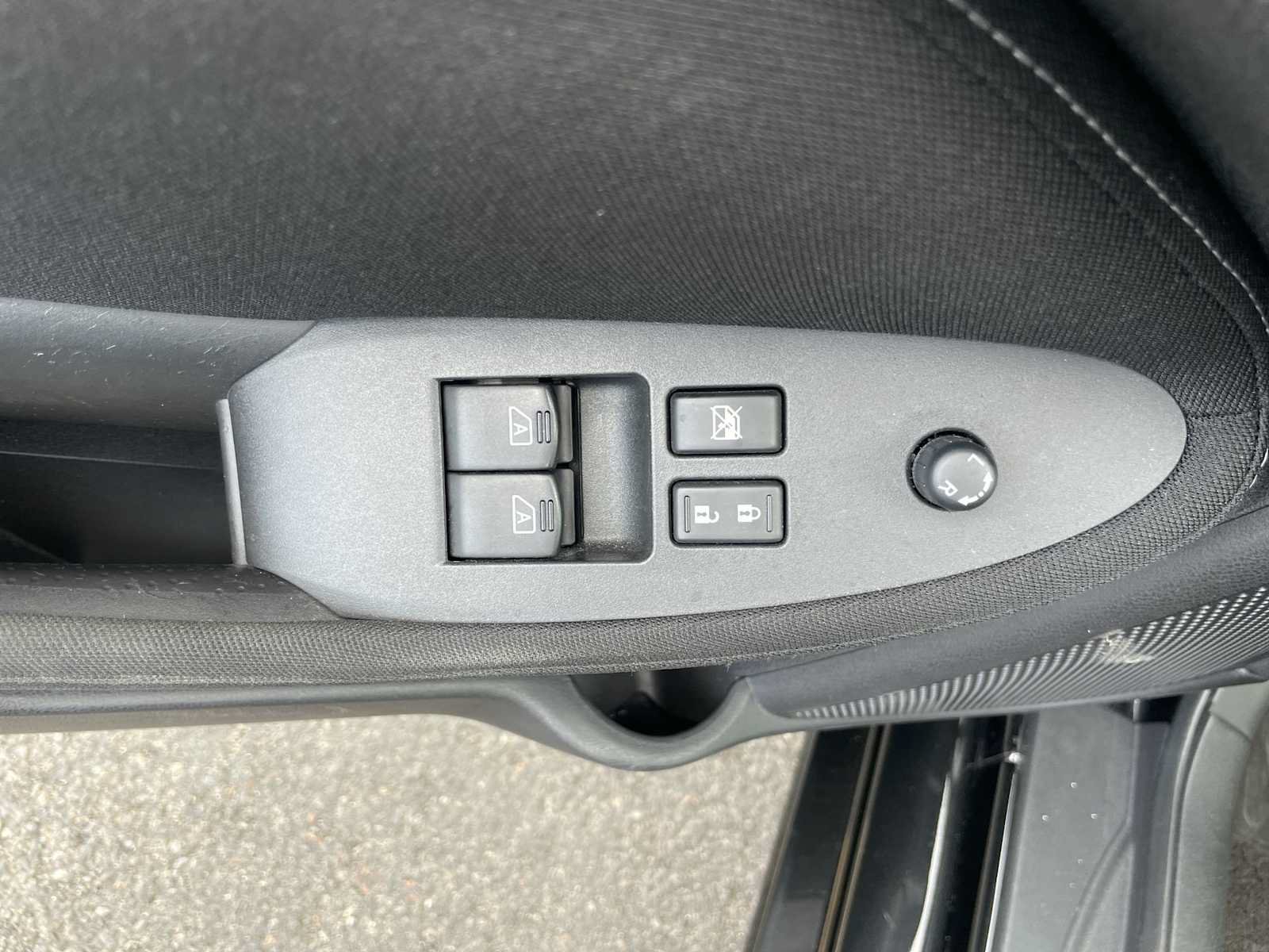 Used 2014 Nissan 370Z Coupe RWD image 15