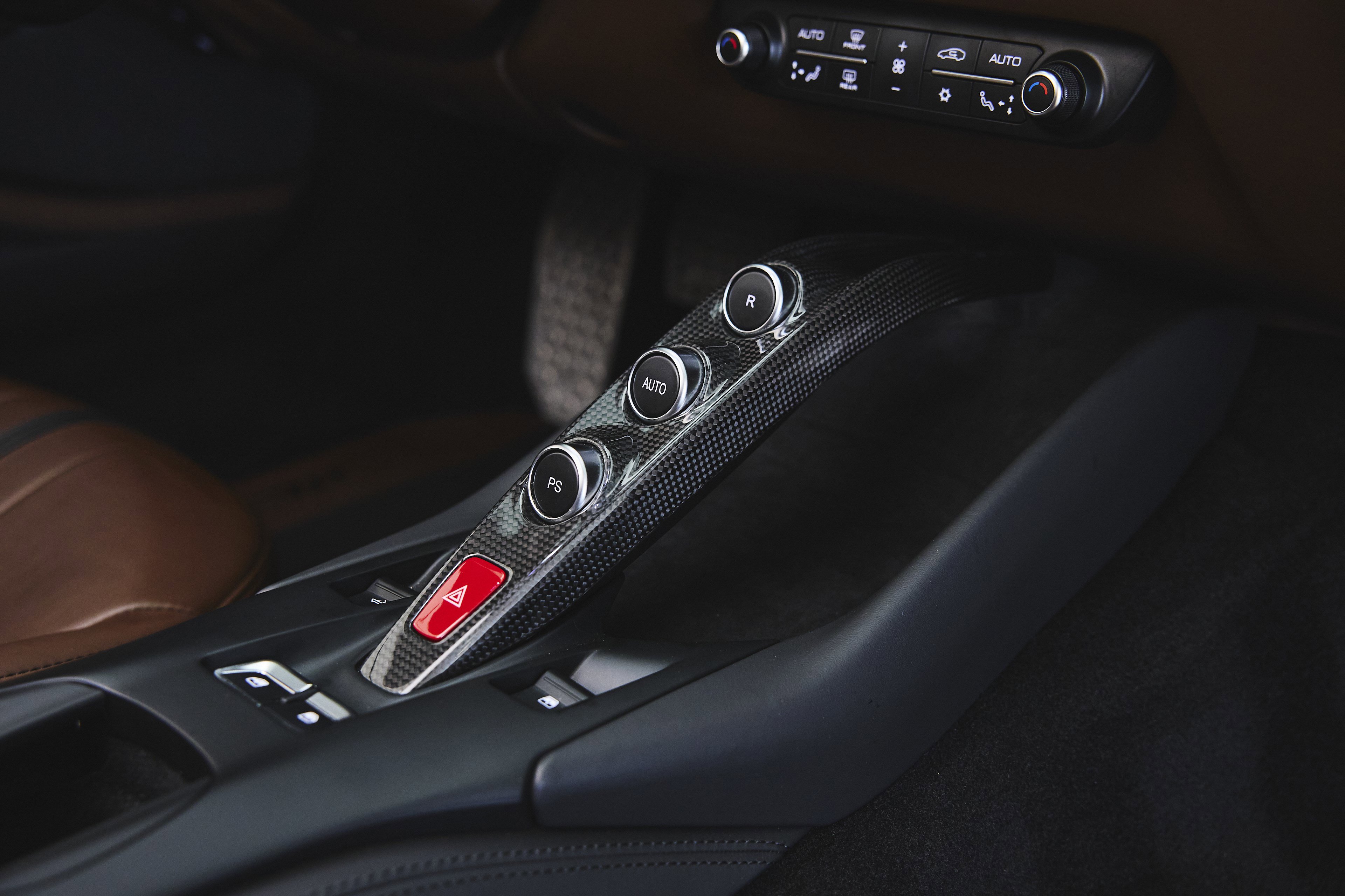 Used 2022 Ferrari 812 GTS image 38