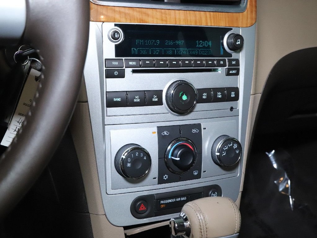 Used 2009 Chevrolet Malibu LT w/ HFV6 Engine Package FWD image 25