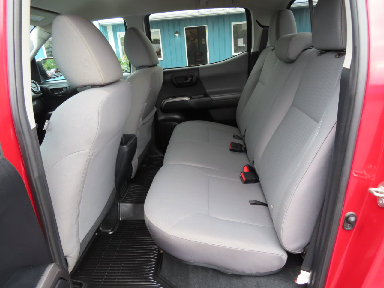 Used 2019 Toyota Tacoma SR5 image 34