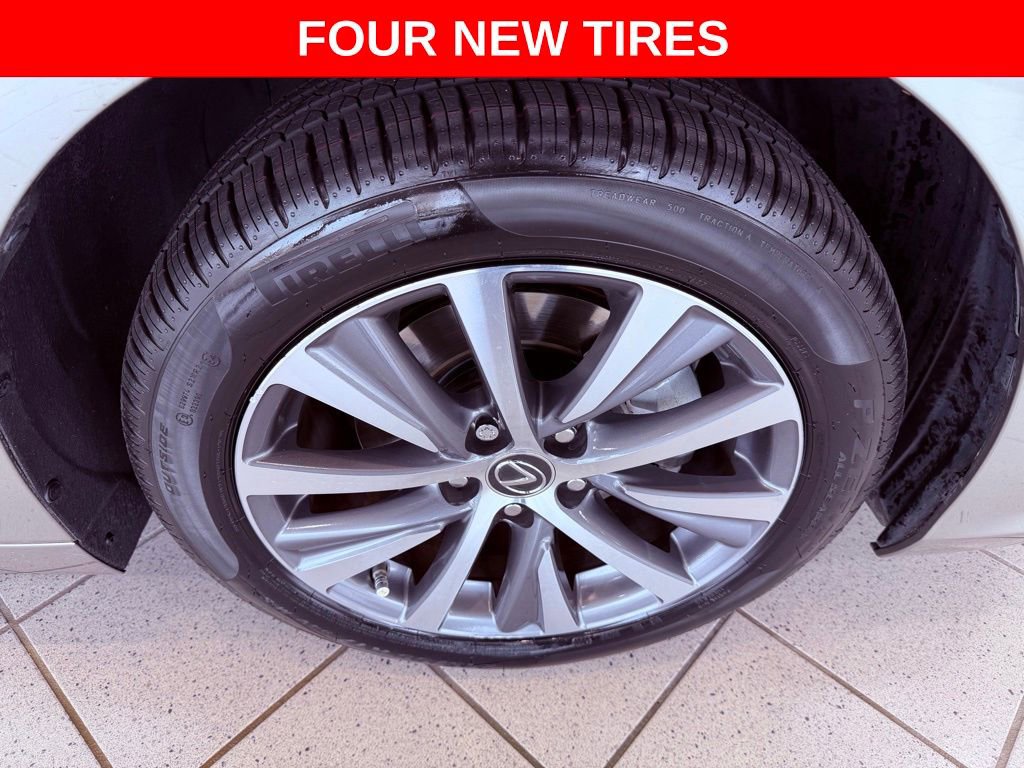 Certified 2021 Lexus ES 300h w/ Premium Package image 4