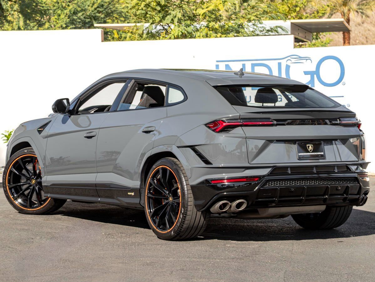 Used 2024 Lamborghini Urus S image 9