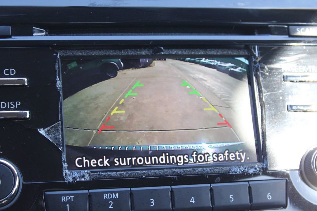 Used 2015 Nissan Rogue S image 31