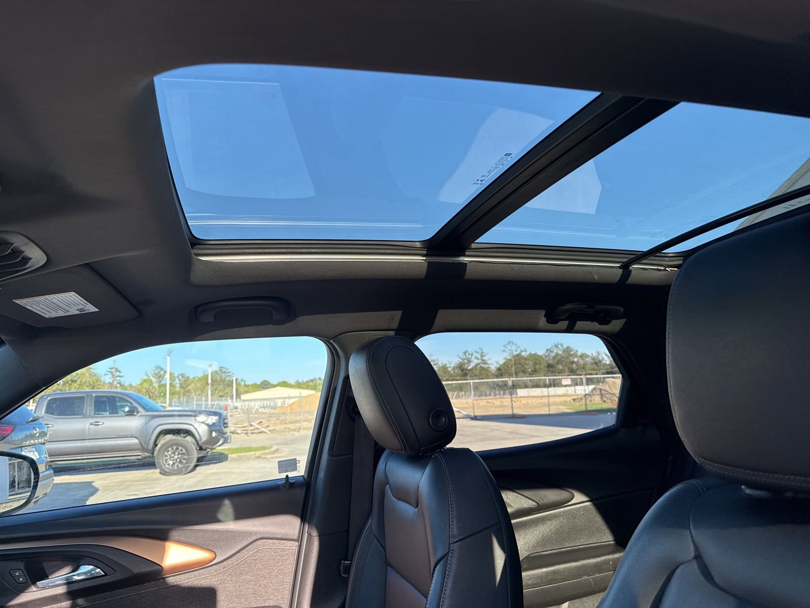 Used 2021 Chevrolet TrailBlazer ACTIV w/ Sun and Liftgate Package FWD image 13