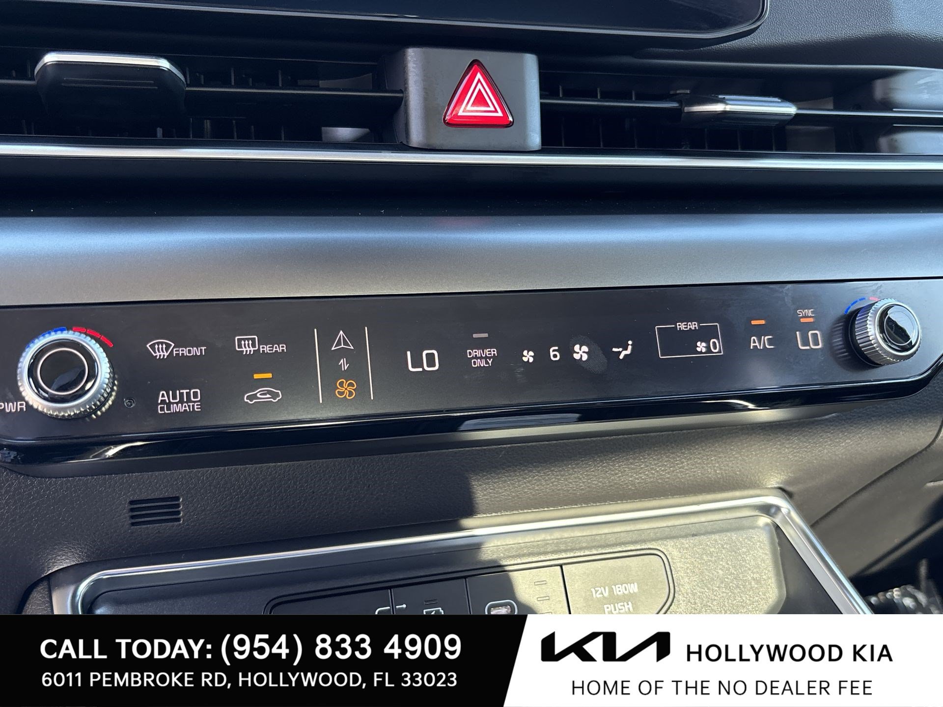 Used 2026 Kia Carnival SX FWD image 17