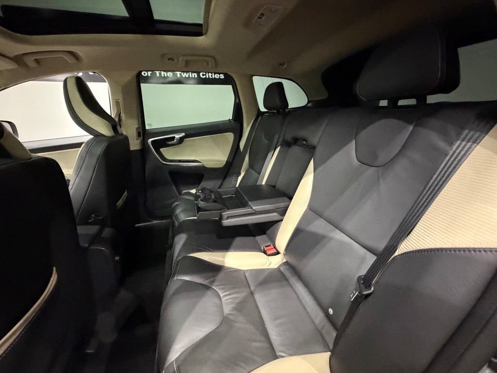 Used 2012 Volvo XC60 T6 AWD/4WD image 21