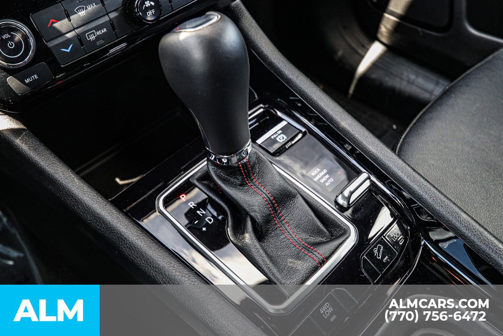 Used 2024 Jeep Compass Trailhawk image 46