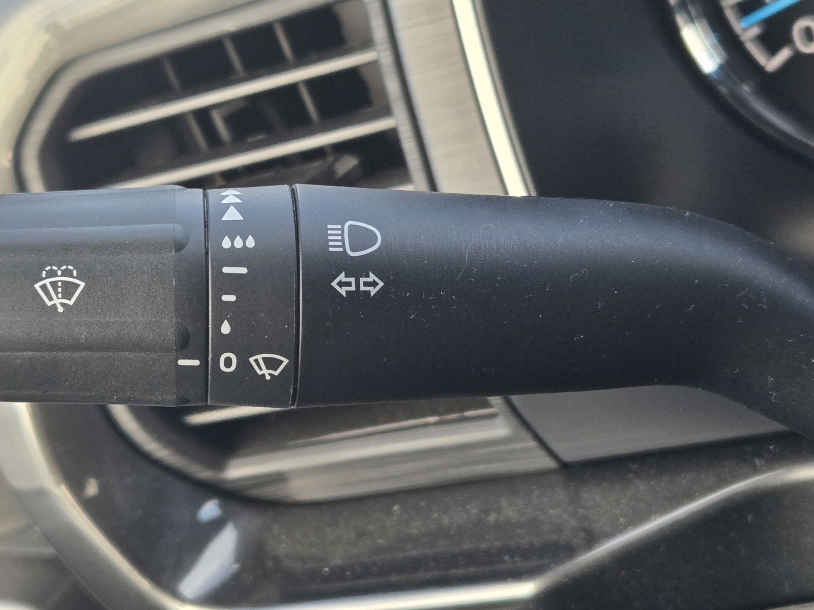 Used 2022 Ford F150 XLT w/ Equipment Group 302A High image 23