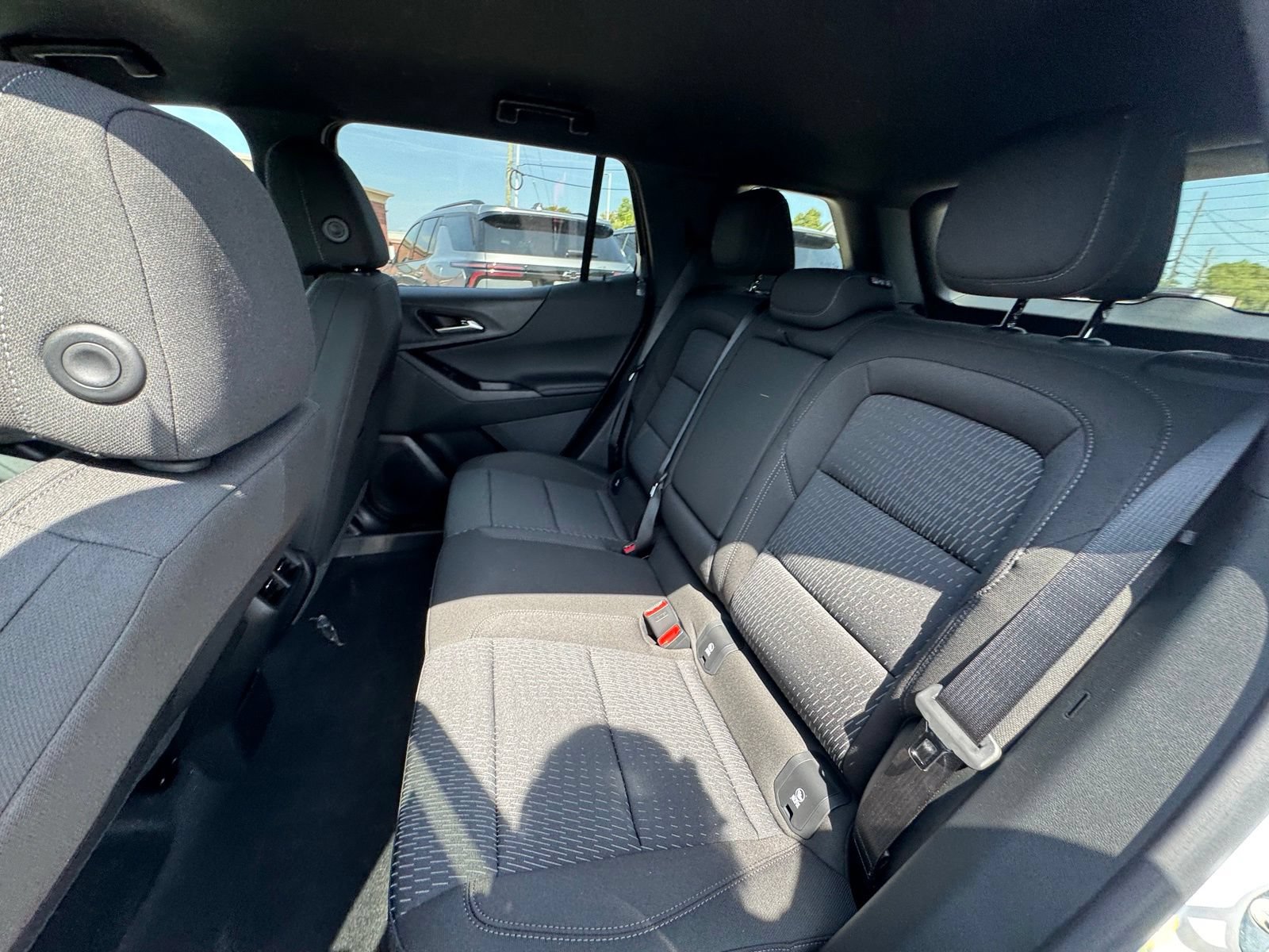 New 2027 Chevrolet Equinox LT AWD/4WD image 25