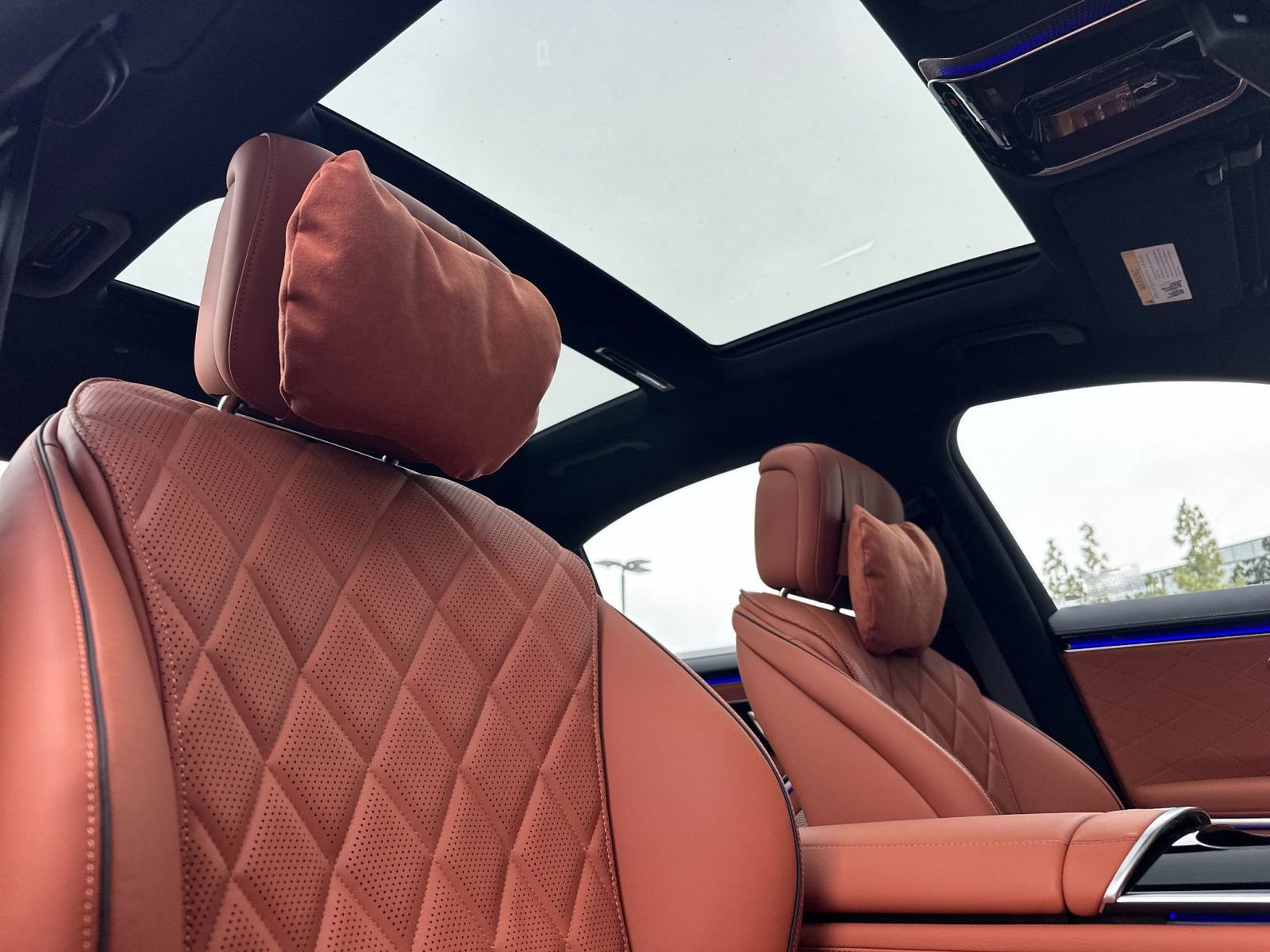 New 2026 Mercedes-Benz S 580e 4MATIC Sedan image 17