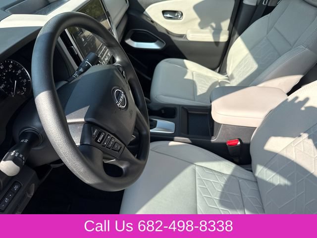 Used 2025 Nissan Frontier SV w/ Tow Package AWD/4WD image 18