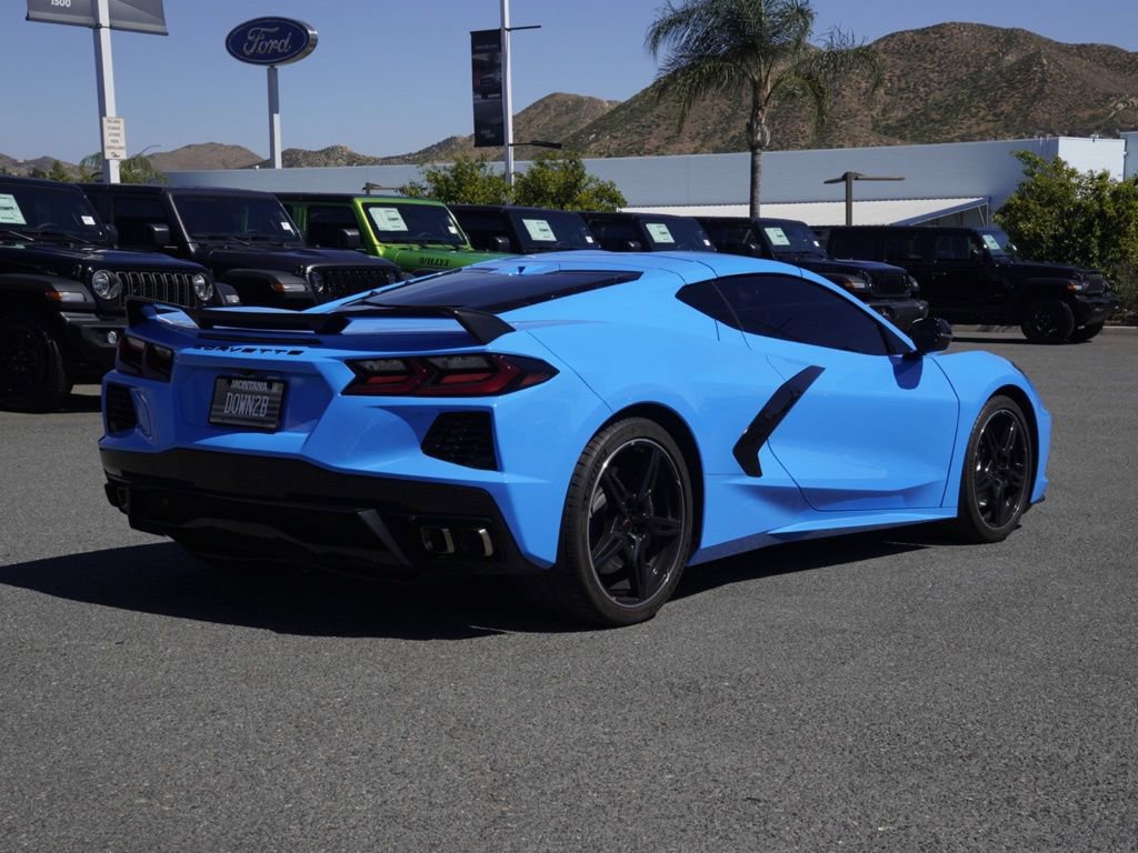 Used 2021 Chevrolet Corvette Stingray Preferred Cpe w/ Z51 Performance Package image 4