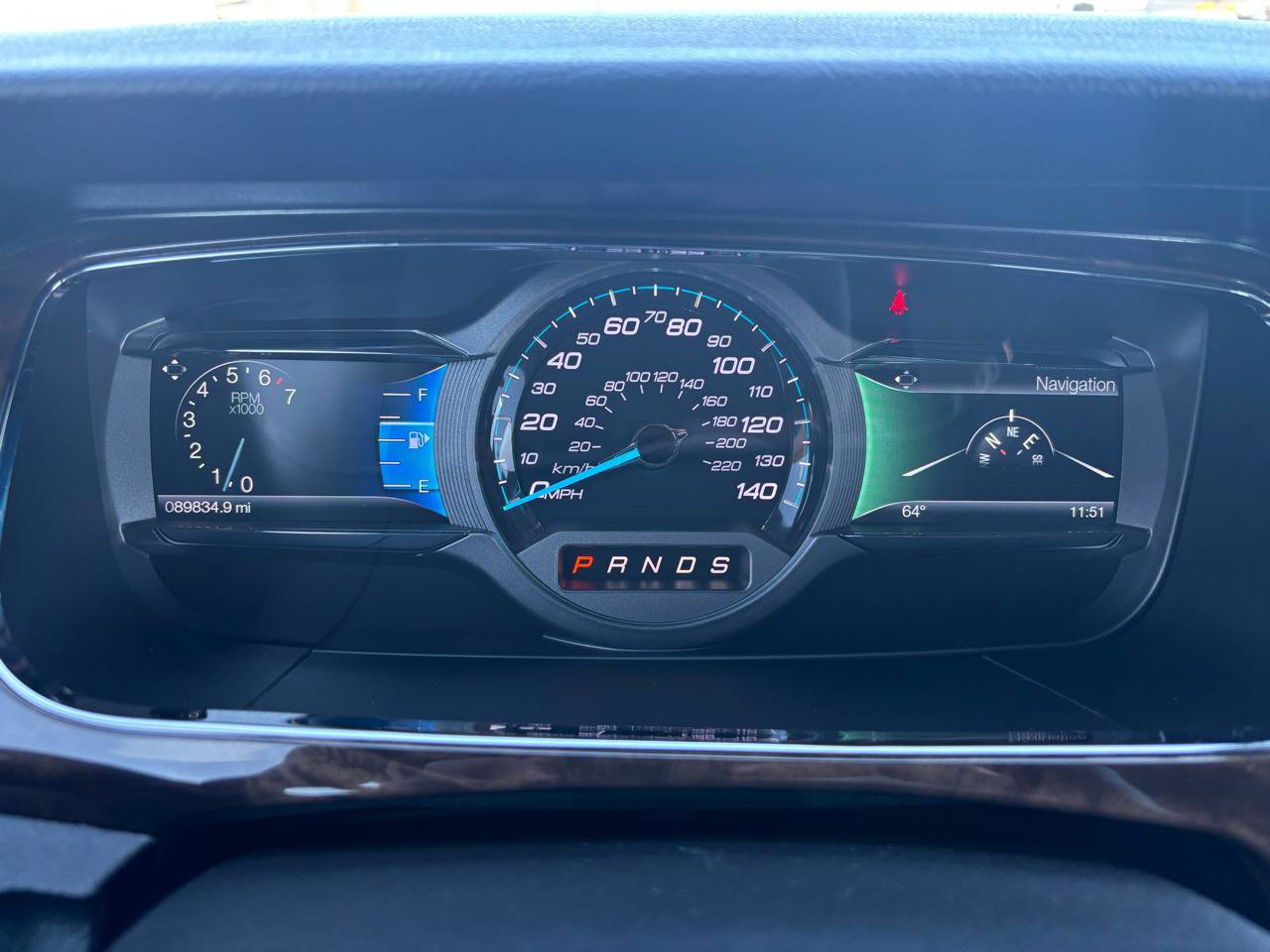 Used 2018 Ford Taurus Limited w/ Driver Assist Package image 18