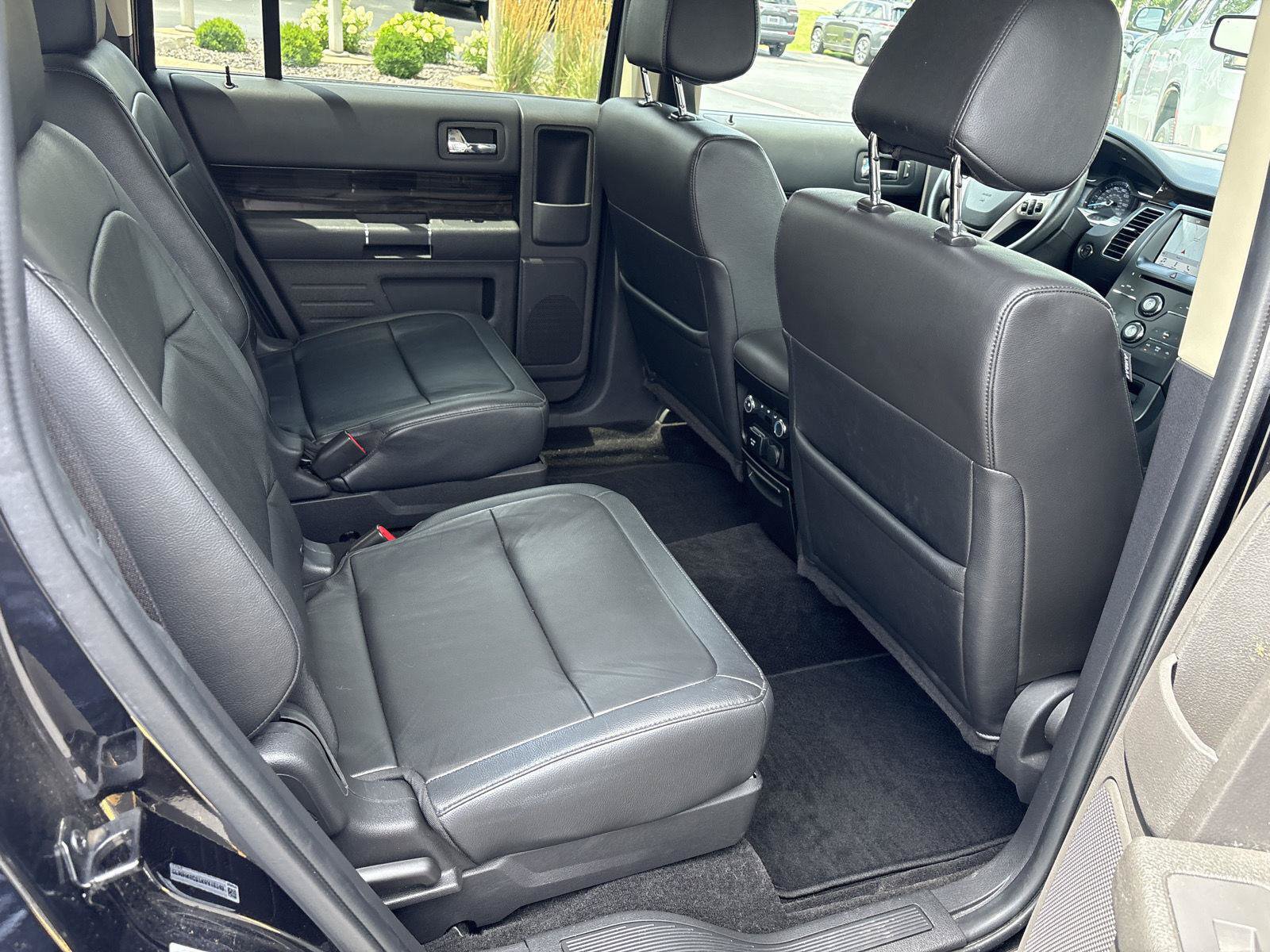 Used 2019 Ford Flex SEL w/ Equipment Group 202A AWD/4WD image 14