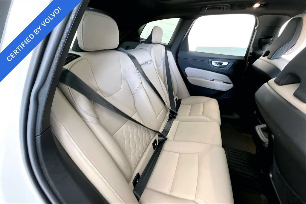 Certified 2026 Volvo XC60 B5 Plus AWD/4WD image 35