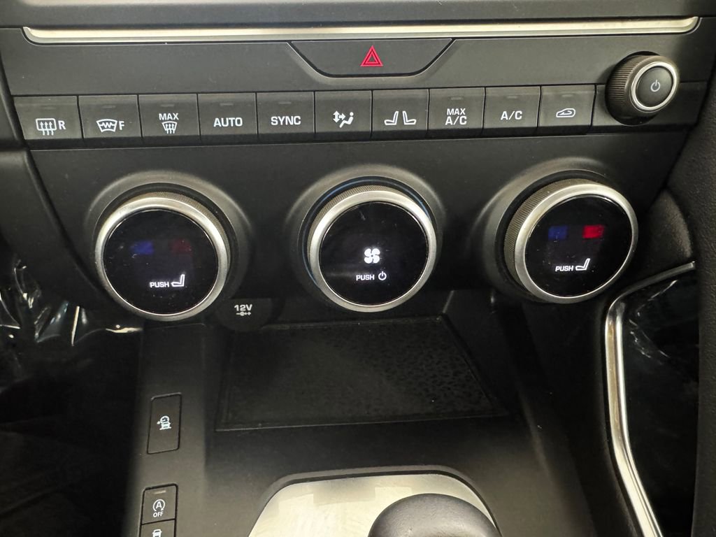 Used 2020 Jaguar E-PACE image 27