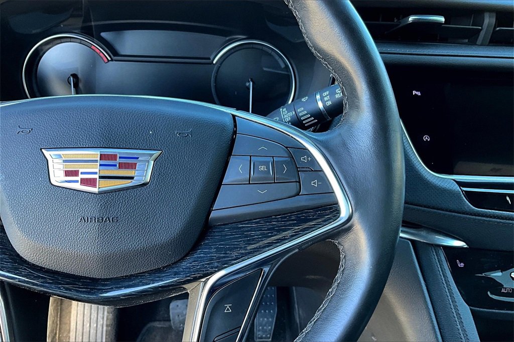 Used 2020 Cadillac XT5 Premium Luxury image 17