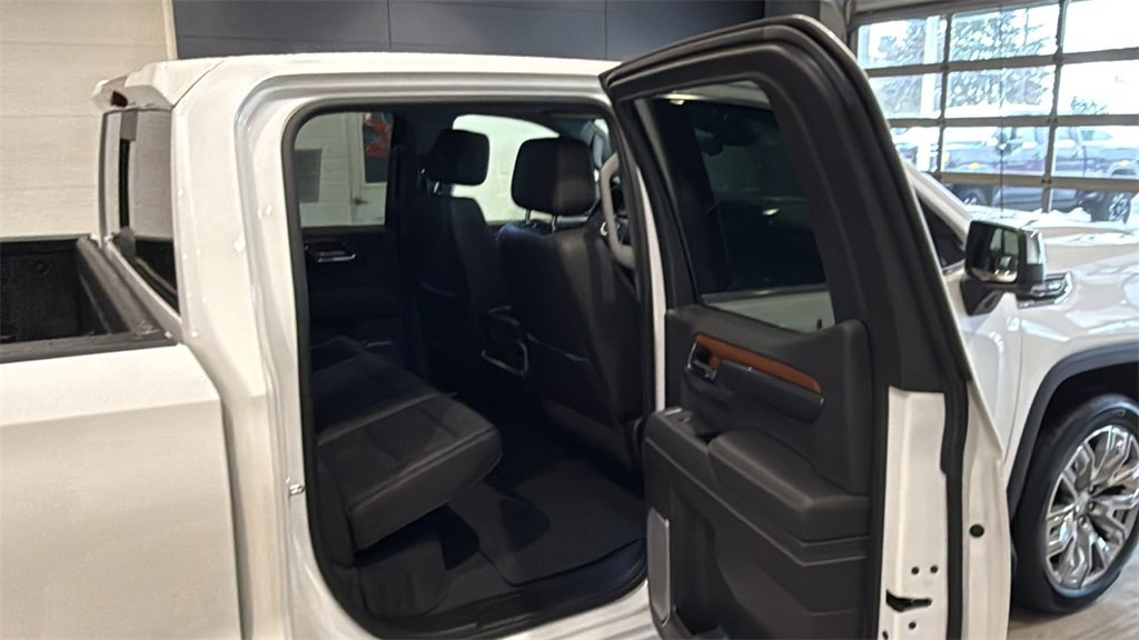 Used 2022 GMC Sierra 1500 Denali w/ Denali Reserve Package image 14