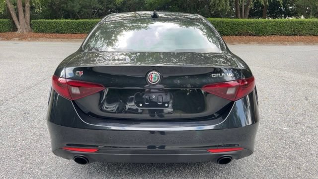 Used 2022 Alfa Romeo Giulia Ti w/ Active Assist Plus Package AWD/4WD image 8