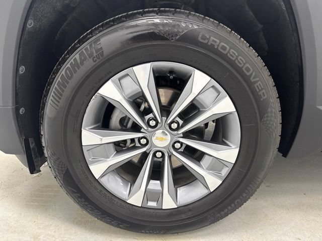 Used 2025 Chevrolet Equinox LT w/ Convenience Package II FWD image 38