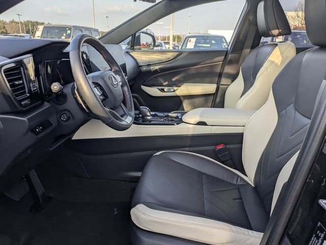 Used 2023 Lexus NX 300h AWD w/ Vision Package image 27