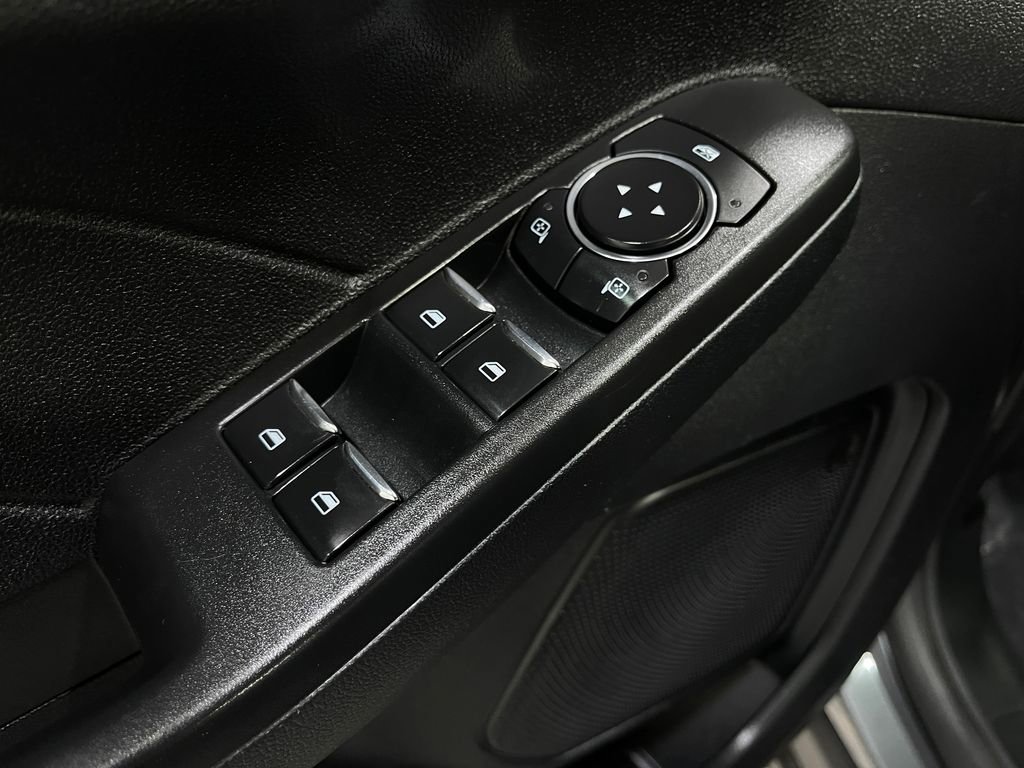 Used 2022 Ford Escape SE w/ Cold Weather Package image 14