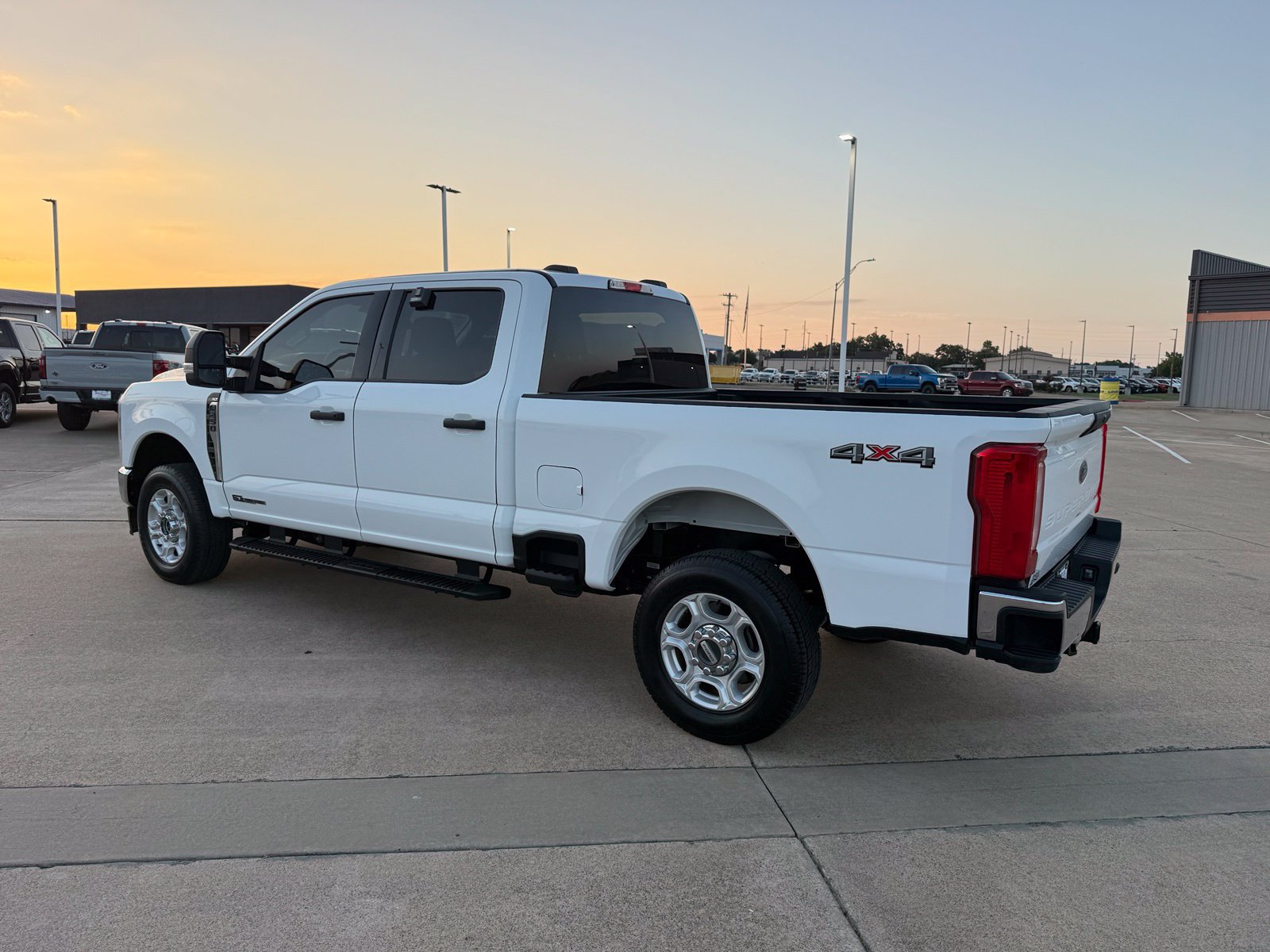 Used 2025 Ford F250 XLT AWD/4WD image 8
