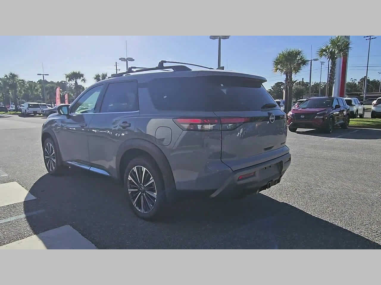 New 2026 Nissan Pathfinder Platinum FWD image 28
