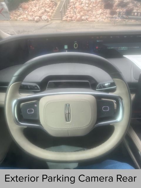 Certified 2025 Lincoln Nautilus Premier image 8