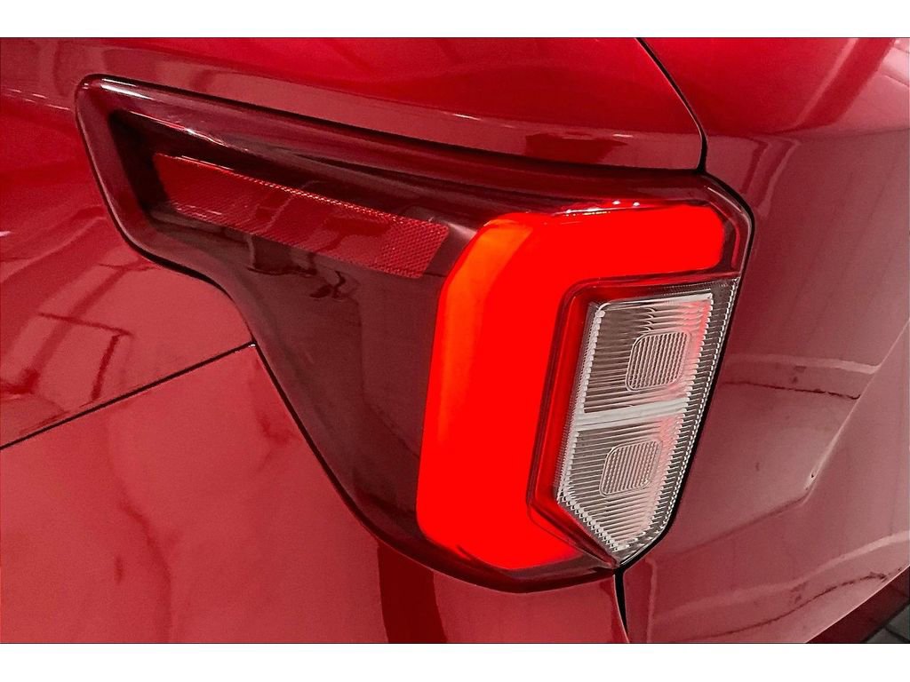 Used 2023 Ford Explorer ST image 31