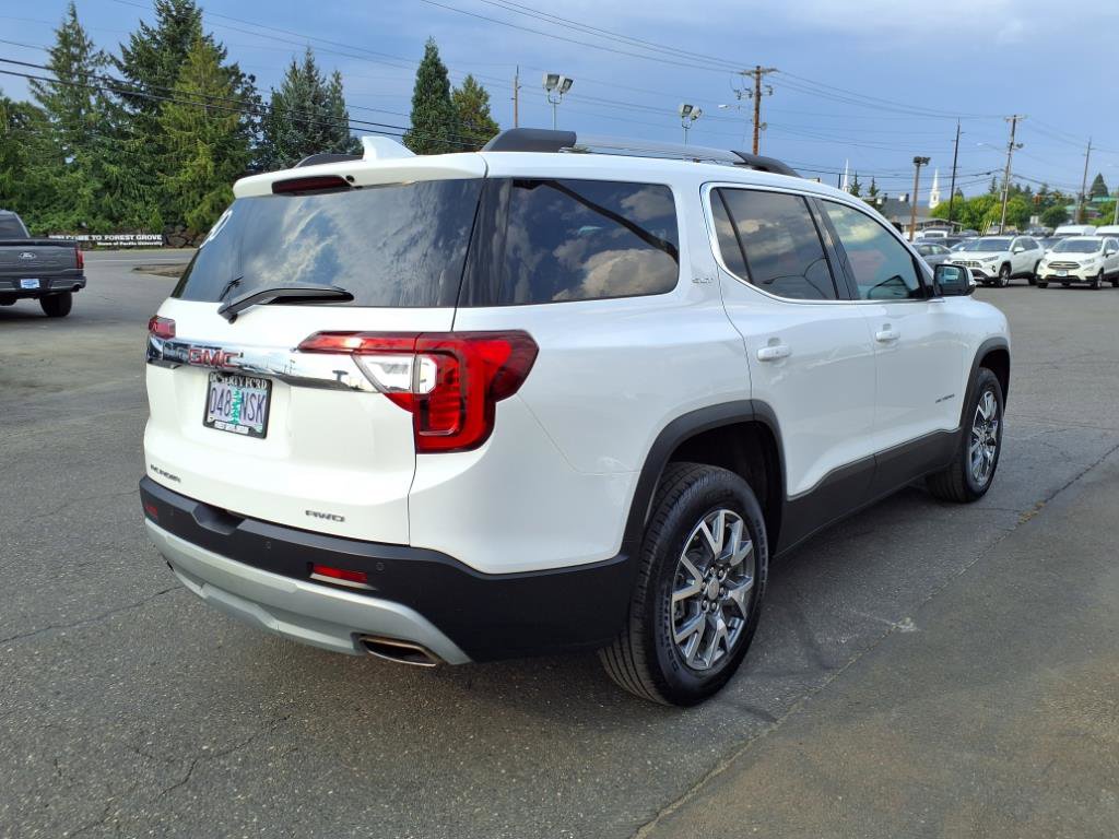 Used 2022 GMC Acadia SLT w/ Technology Package image 4