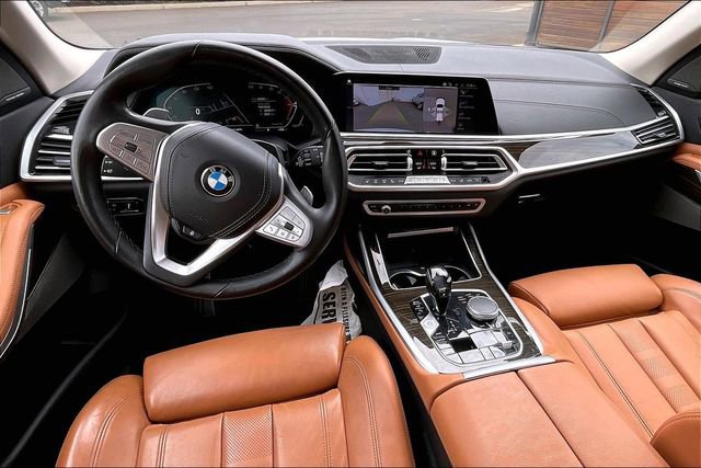 Used 2021 BMW X7 xDrive40i w/ Premium Package image 14