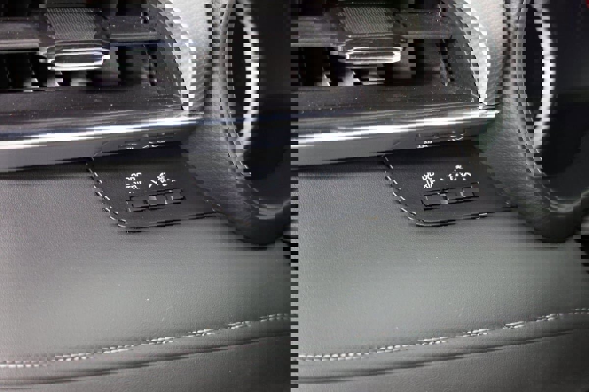 Used 2021 Toyota Highlander Platinum image 54