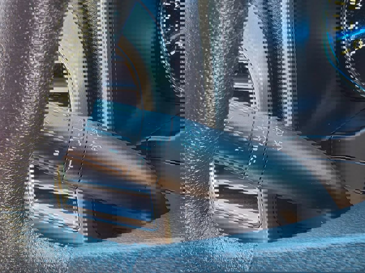 Used 2015 Ford F150 Platinum w/ Equipment Group 701A Luxury image 52