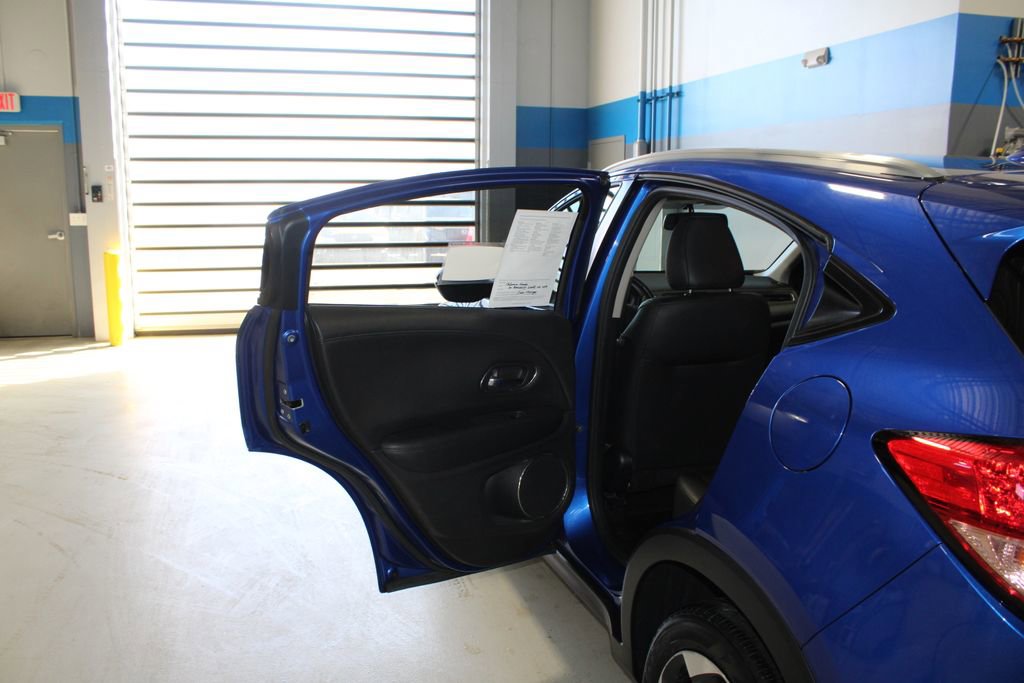 Used 2018 Honda HR-V EX-L image 16