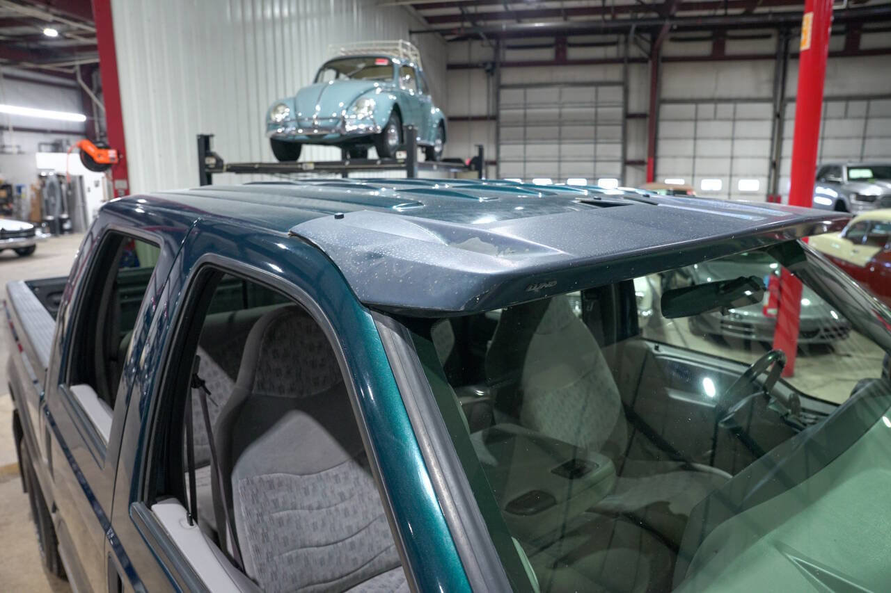 Used 1999 Ford F250 XLT image 19