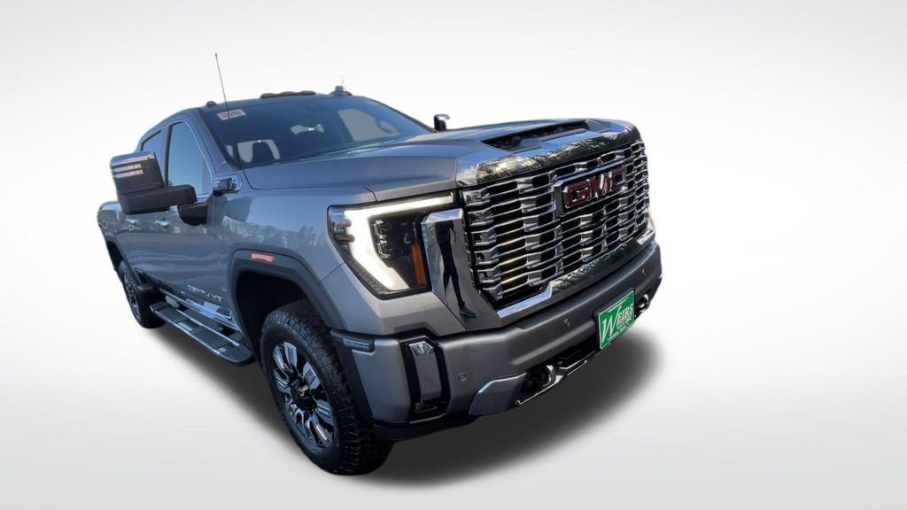 New 2026 GMC Sierra 3500 Denali w/ Technology Package image 3