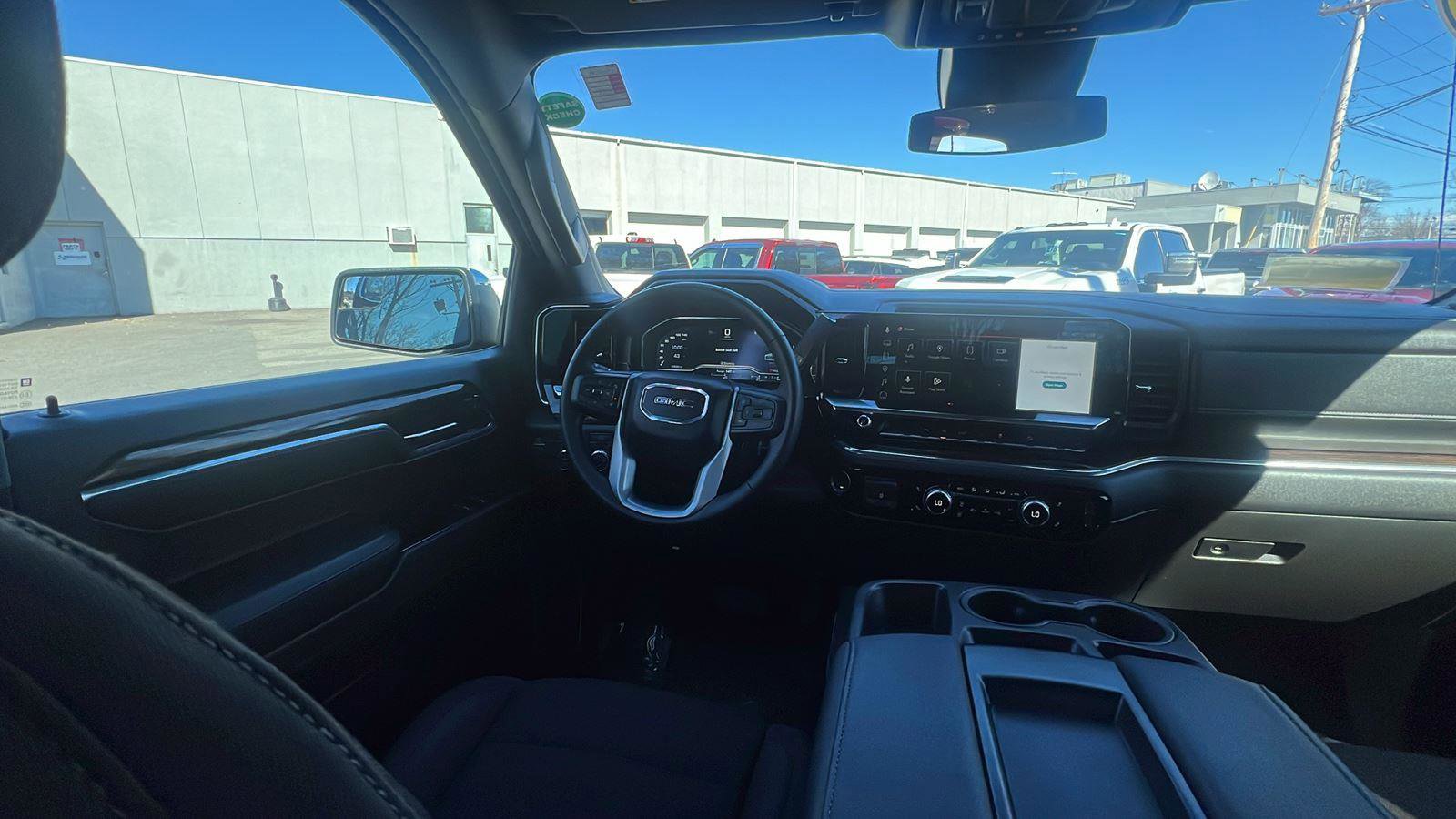 Used 2023 GMC Sierra 1500 SLE image 27