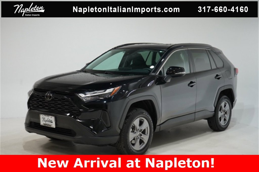 Used 2024 Toyota RAV4 XLE image 3