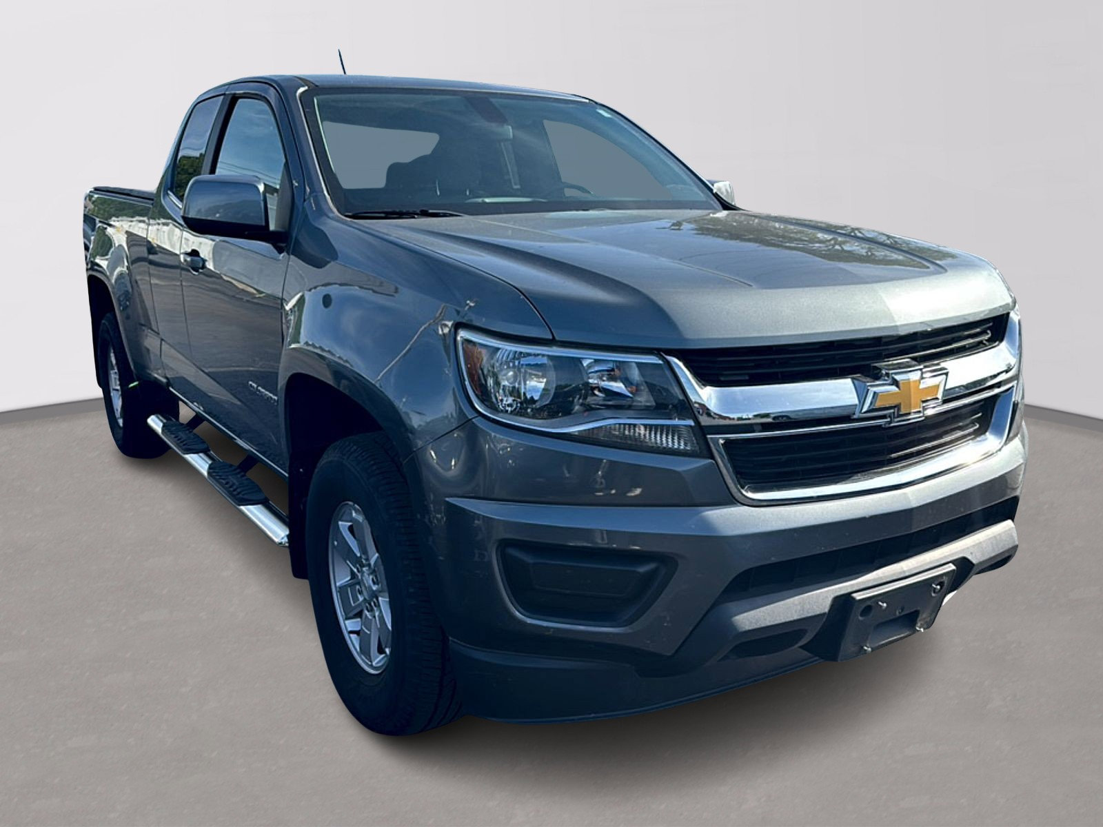 Used 2019 Chevrolet Colorado W/T w/ WT Convenience Package RWD image 2