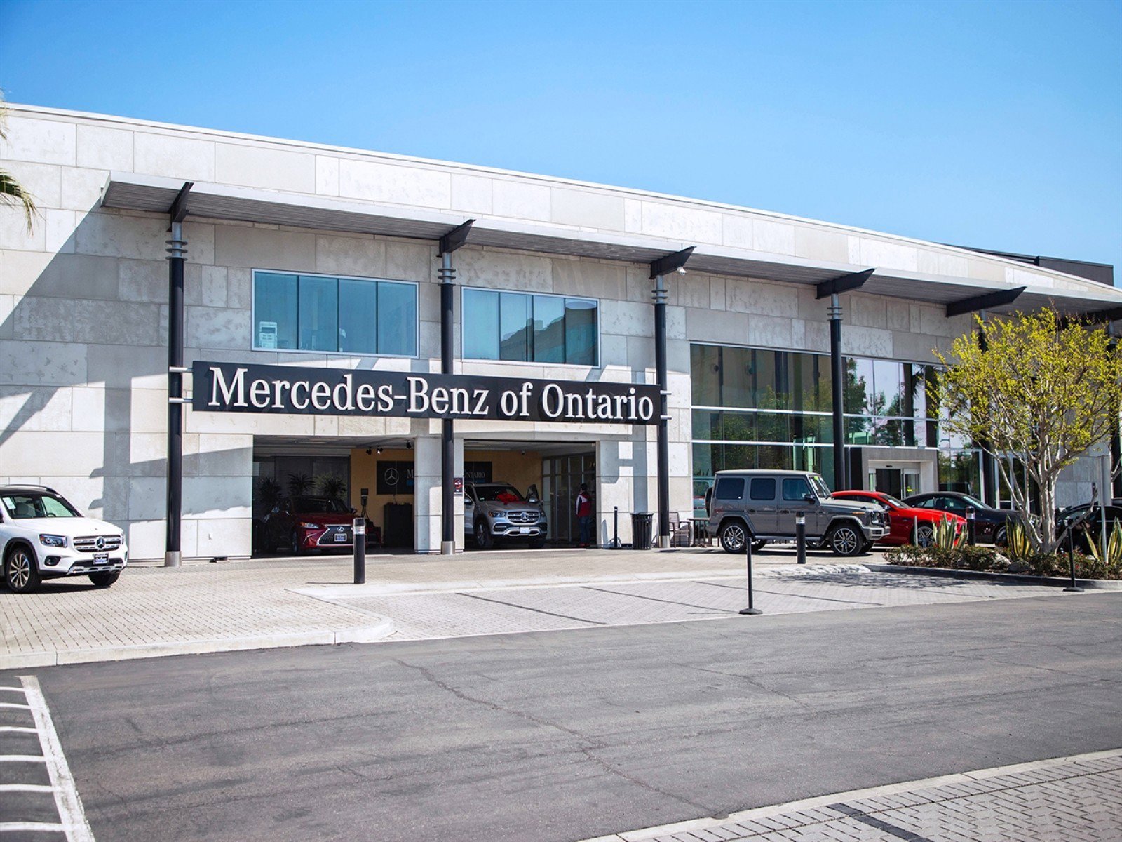 Certified 2023 Mercedes-Benz EQS 450+ 4MATIC SUV image 27