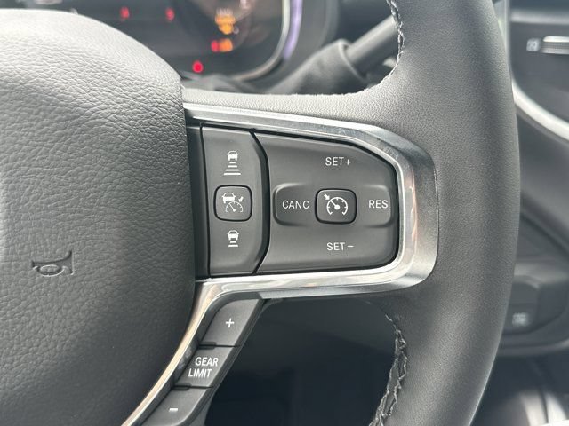 New 2026 RAM 2500 Laramie AWD/4WD image 21