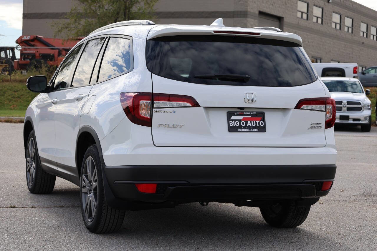 Used 2022 Honda Pilot Sport image 11