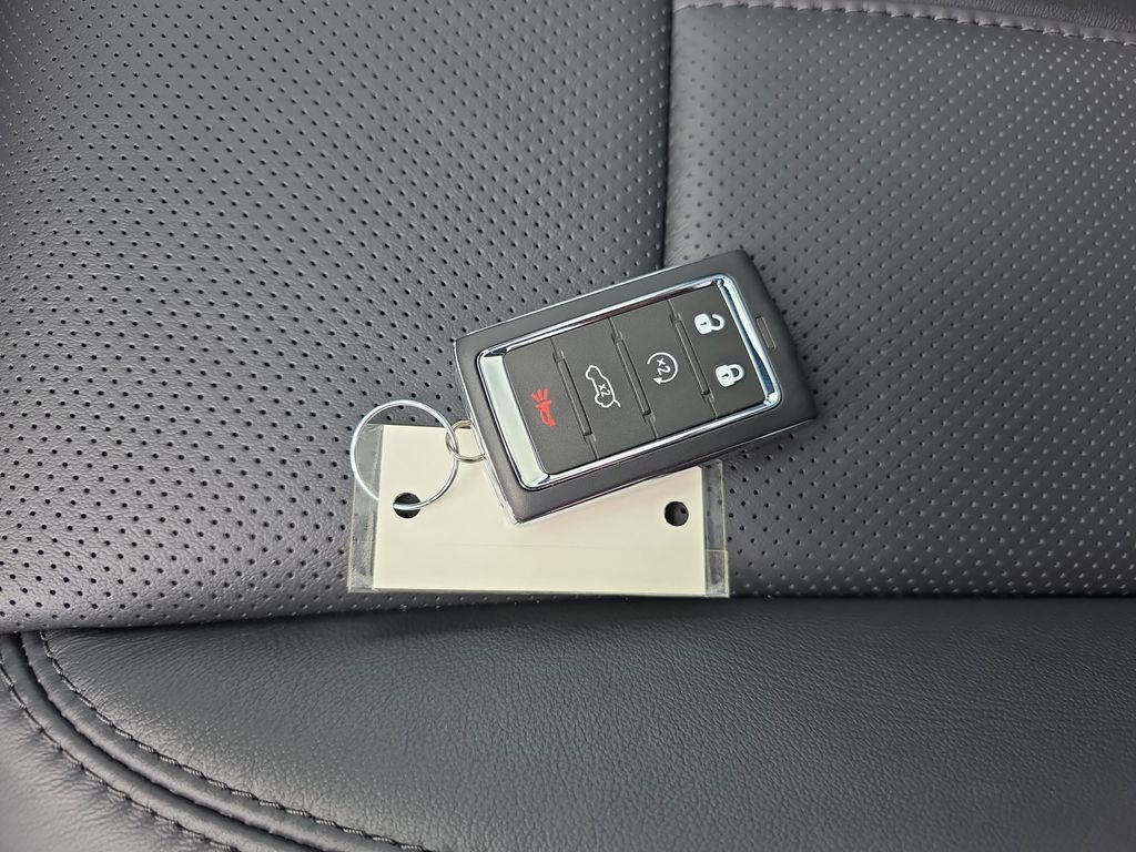 New 2026 Jeep Grand Wagoneer Limited AWD/4WD image 38