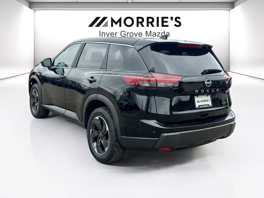 Used 2025 Nissan Rogue SV image 7