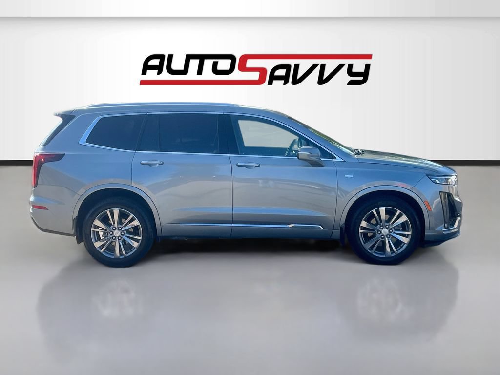 Used 2025 Cadillac XT6 Premium Luxury w/ Technology Package AWD/4WD image 8