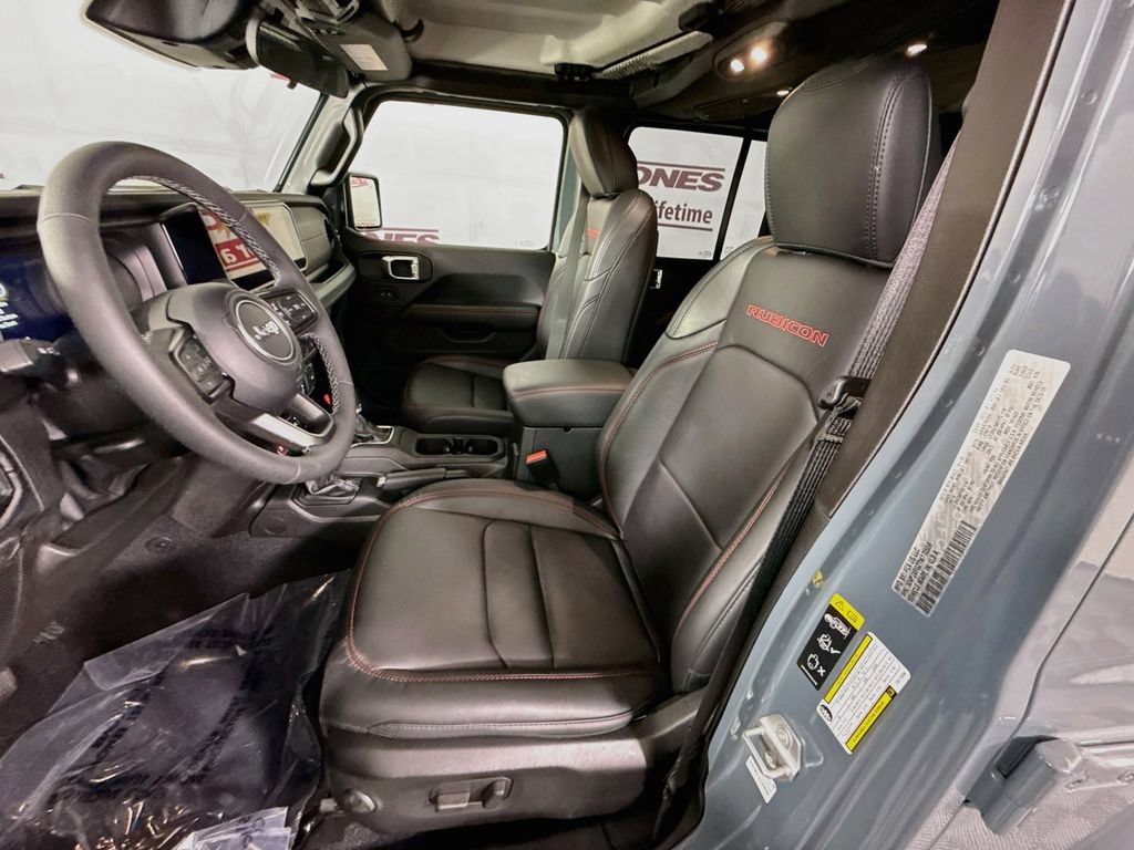 Certified 2026 Jeep Wrangler Unlimited Rubicon w/ Safety Group AWD/4WD image 25