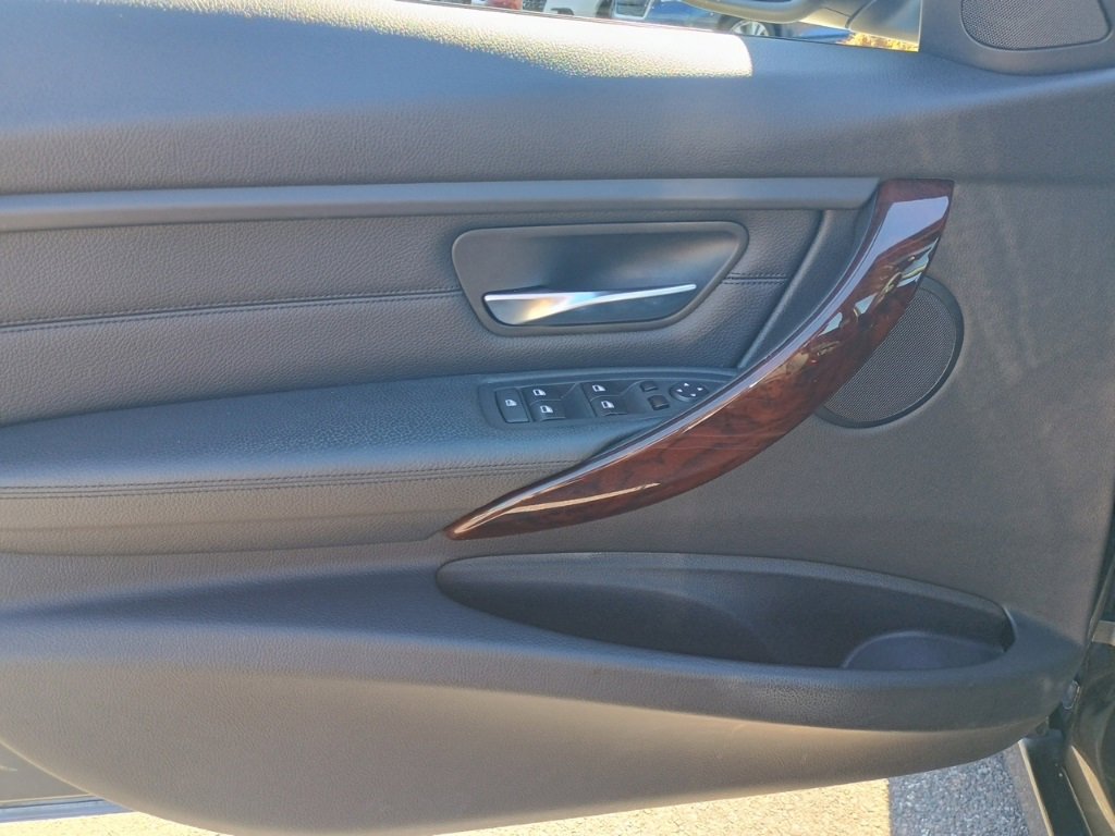 Used 2014 BMW 335i Sedan image 11